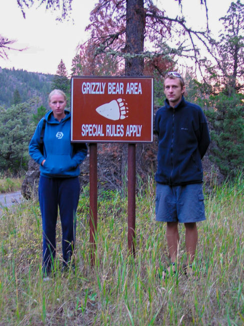 Yellowstone NP - grizzly special rules apply