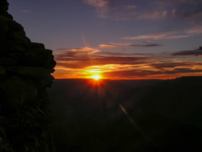 Grand Canyon - slunce zapadá