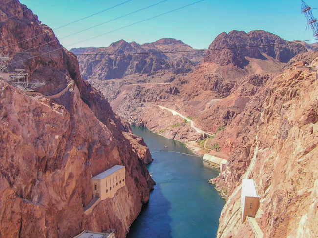 Přehrada Hoover Dam na řece Colorado