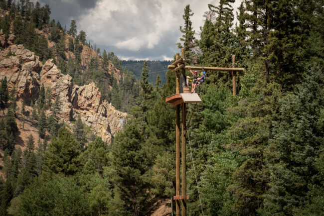 Konečná platforma zipline - Red river